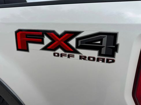 Used 2018 Ford F250 Lariat w/ Lariat Ultimate Package image 7