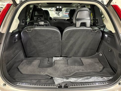Certified 2023 Volvo XC90 B6 Plus AWD/4WD image 26