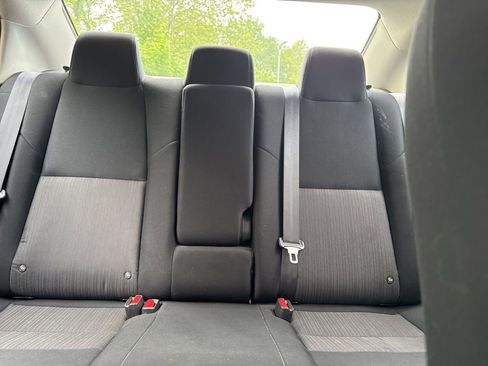 Used 2022 Nissan Sentra SV w/ All-Weather Package FWD image 22
