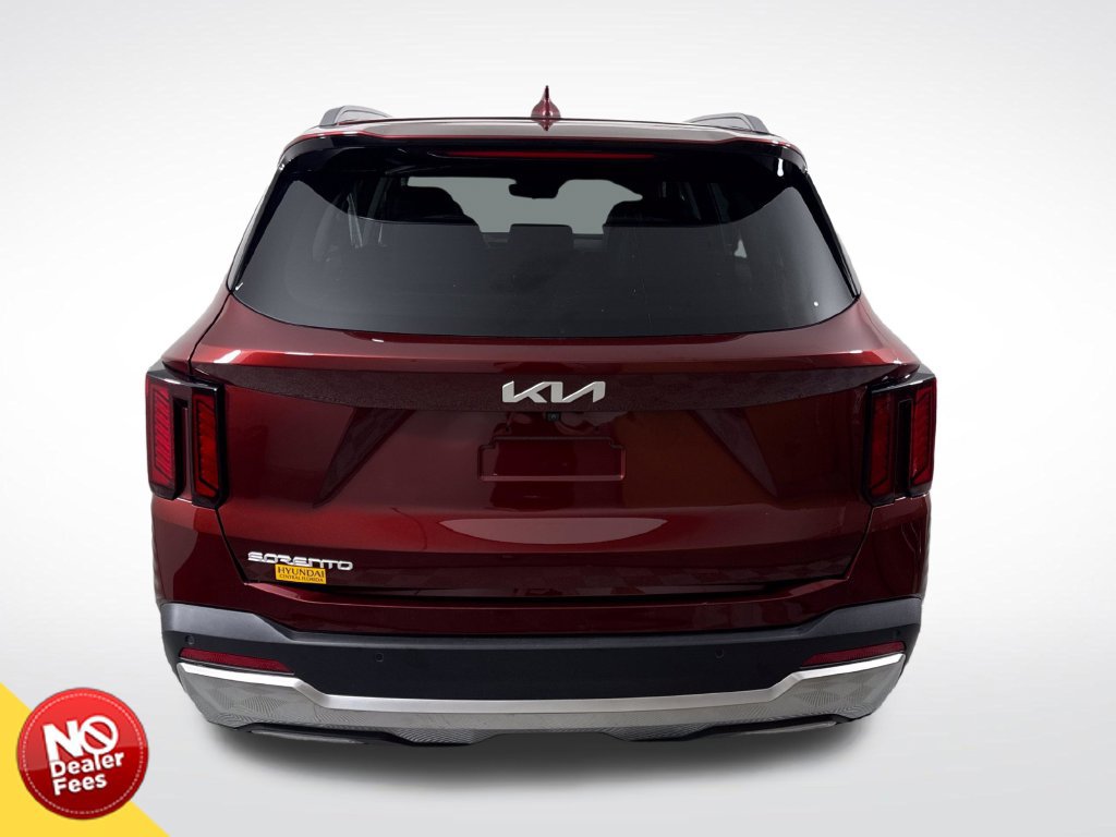 Used 2025 Kia Sorento S w/ Panoramic Sunroof Package FWD image 5