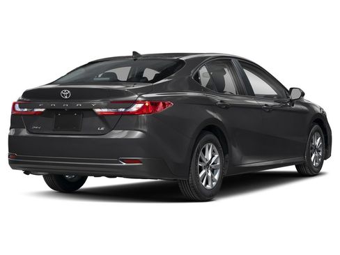 Used 2025 Toyota Camry LE AWD/4WD image 3