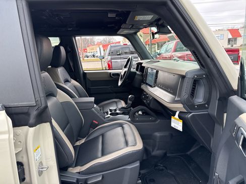 New 2025 Ford Bronco Big Bend w/ Black Diamond Package image 29