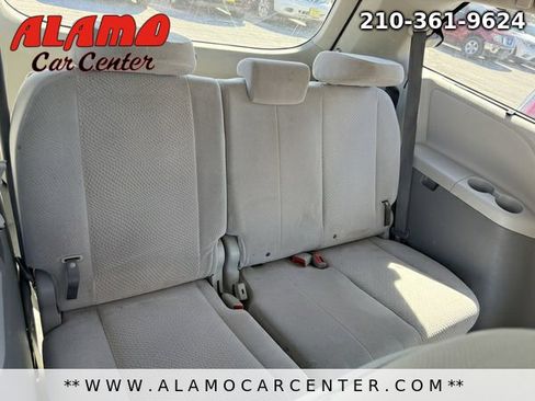Used 2011 Toyota Sienna LE image 19