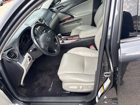 Used 2008 Lexus IS 250 RWD image 17