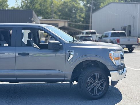 Used 2021 Ford F150 XLT AWD/4WD image 12
