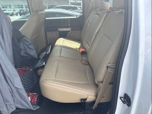 Used 2019 Ford F150 Lariat RWD image 30