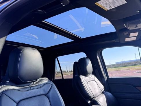 Used 2024 Lincoln Navigator L Reserve image 23