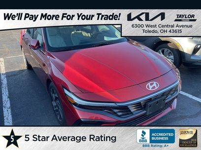 Used 2025 Hyundai Elantra Limited