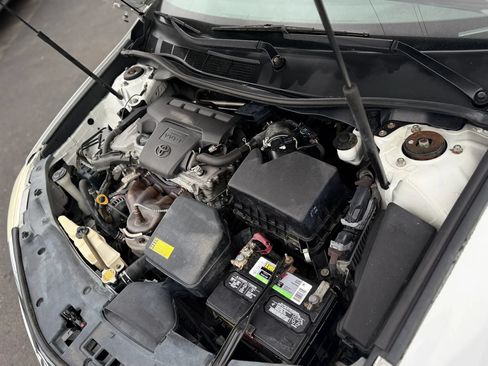 Used 2012 Toyota Camry LE FWD image 9