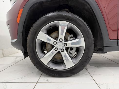 Used 2021 Jeep Grand Cherokee L Limited image 16