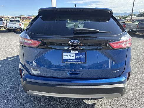 Used 2024 Ford Edge SEL image 6