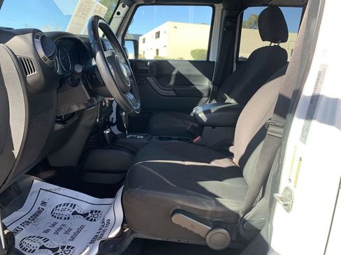 Used 2018 Jeep Wrangler Unlimited Sport S image 18