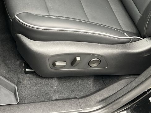 New 2026 Buick Enclave Preferred w/ Power Package image 10