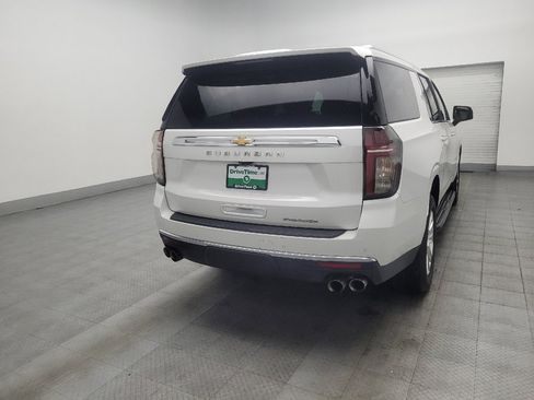 Used 2021 Chevrolet Suburban Premier w/ Premium Package image 9