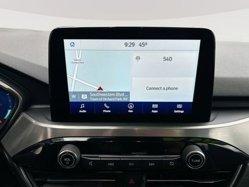 Used 2021 Ford Escape Titanium AWD/4WD image 17