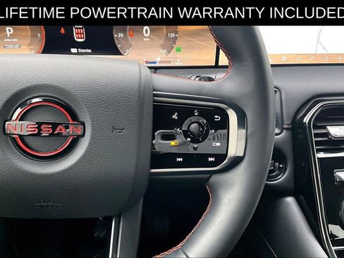 Used 2025 Nissan Armada PRO-4X AWD/4WD image 26