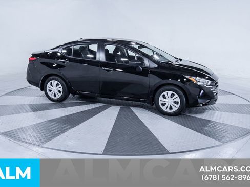 Used 2025 Nissan Versa S w/ Trunk Package image 13