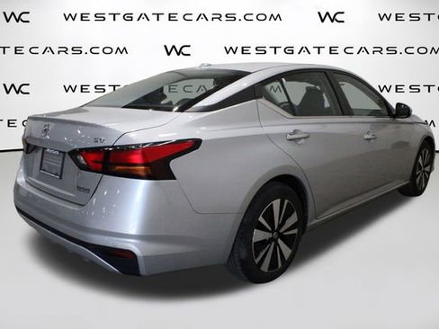Used 2022 Nissan Altima 2.5 SV image 46
