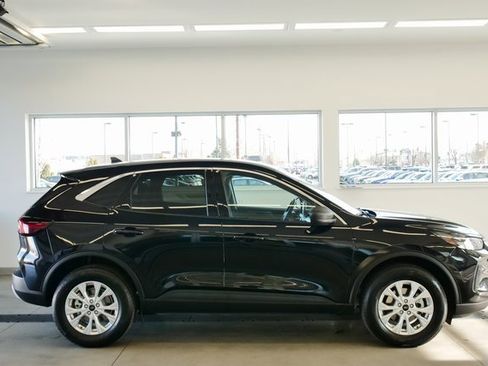 Used 2023 Ford Escape Active image 7