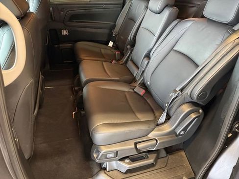 Used 2024 Honda Odyssey EX-L image 13