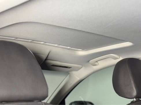 Used 2016 Audi A4 2.0T Premium w/ Convenience Plus Package image 21