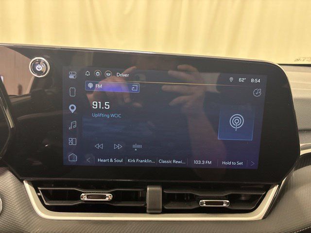 Used 2026 Chevrolet Equinox LT AWD/4WD image 18