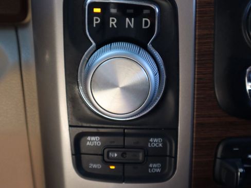 Used 2016 RAM 1500 Laramie w/ Convenience Group AWD/4WD image 26