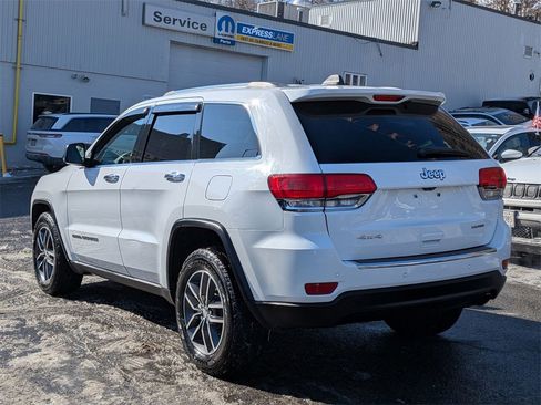 Used 2018 Jeep Grand Cherokee Limited image 9