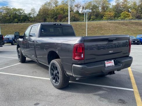 New 2026 RAM 3500 Laramie AWD/4WD image 5