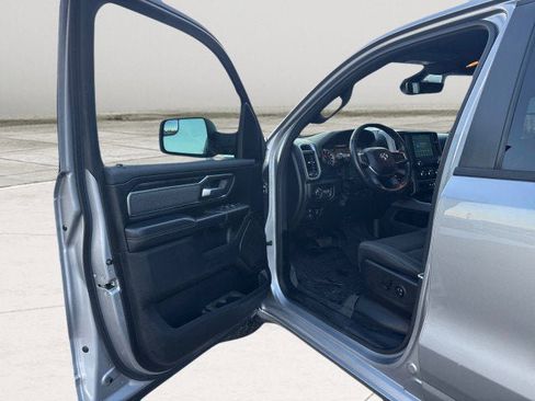 Used 2019 RAM 1500 Big Horn image 10