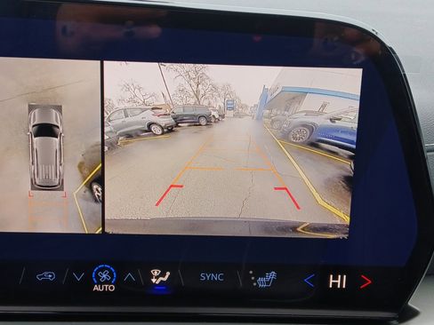 New 2026 Chevrolet Traverse LT w/ Driver Confidence Package image 14