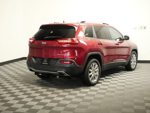 Used 2016 Jeep Cherokee Limited FWD image 8