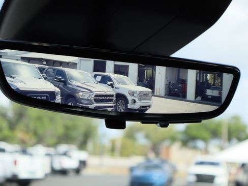 Used 2025 GMC Sierra 1500 Denali Ultimate image 15