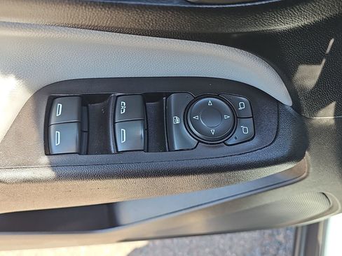 Used 2022 Chevrolet Equinox LT FWD image 26