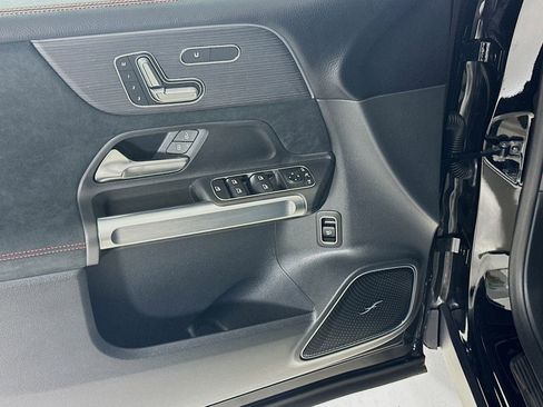 New 2026 Mercedes-Benz GLB 250 4MATIC image 18