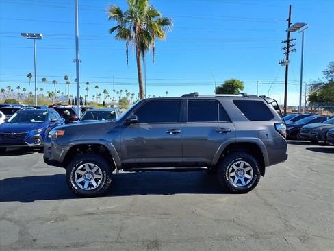 Used 2015 Toyota 4Runner 4WD image 14