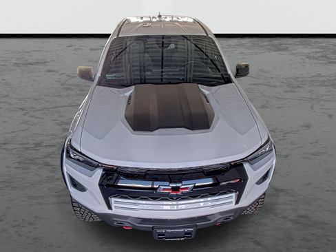 Used 2026 Chevrolet Colorado ZR2 w/ Technology Package image 6