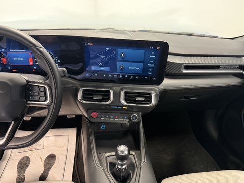 Used 2025 Ford Mustang GT Premium image 8