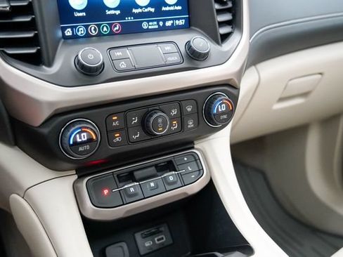 Used 2023 GMC Acadia Denali w/ Denali Technology Package AWD/4WD image 13