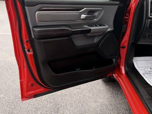 Used 2021 RAM 1500 Big Horn image 17