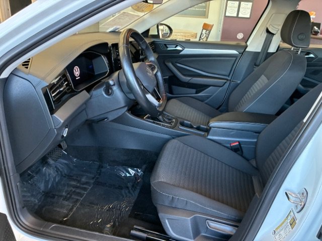 Used 2025 Volkswagen Jetta S FWD image 14