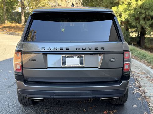 Used 2018 Land Rover Range Rover HSE image 19