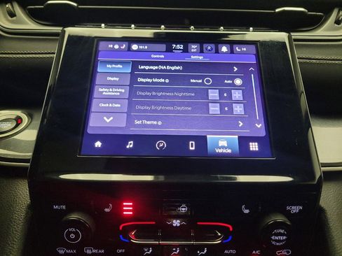 Used 2023 Jeep Grand Cherokee L Laredo w/ Luxury Tech Group I AWD/4WD image 25