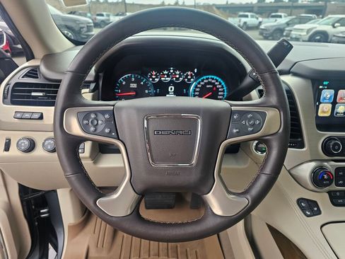 Used 2019 GMC Yukon Denali AWD/4WD image 12