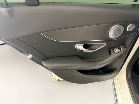 Used 2019 Mercedes-Benz C 300 4MATIC Sedan image 28