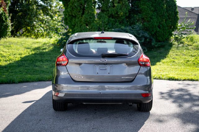 Used 2017 Ford Focus Titanium FWD image 6