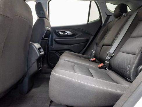 Used 2024 GMC Terrain SLE FWD image 24