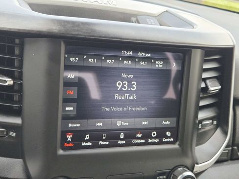 Used 2021 RAM 1500 Big Horn image 28