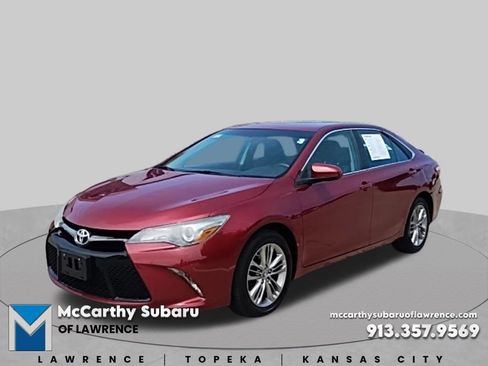 Used 2016 Toyota Camry SE FWD image 1