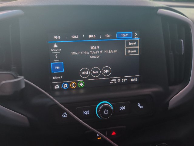 Used 2022 GMC Terrain SLE w/ Driver Convenience Package FWD image 17